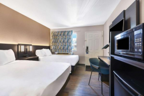 Гостиница Motel 6-Kirkland, WA - North Kirkland  Киркленд